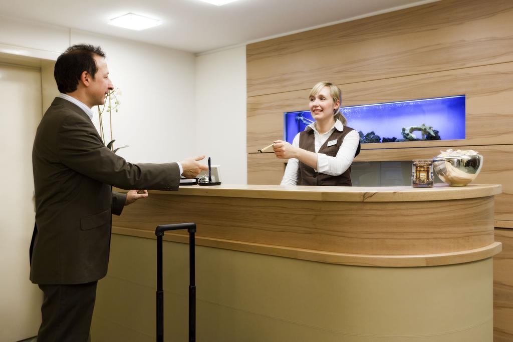 Comfort Garni Stadtzentrum Hotel Bielefeld Eksteriør billede